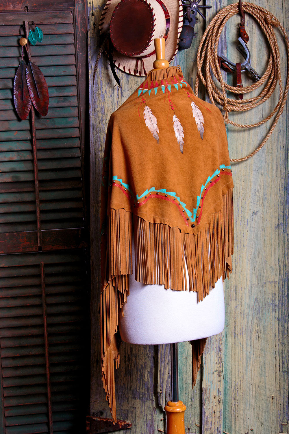 Feather Shield Fringed Shawl